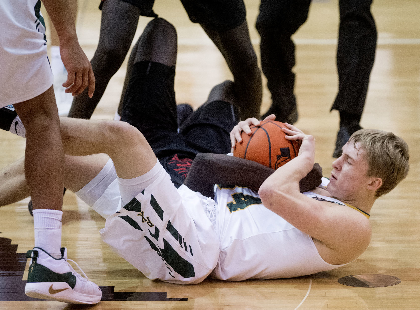 Lincoln High vs. Lincoln Pius X, 1.2